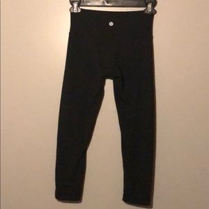 Lululemon cropped leggings